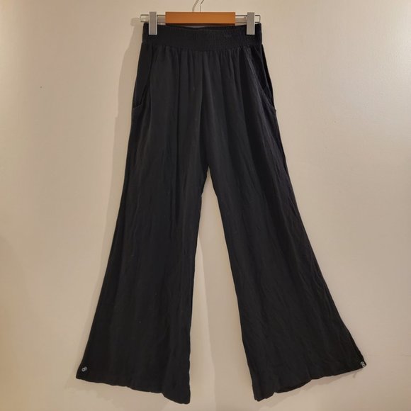 DREW - Flared Leg Pants with Pockets - Elastic Waist - Black XS - Picture 2 of 6